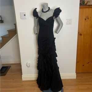 Gorgeous Luxxel Elegant Black Ruffle Gown❤️S
